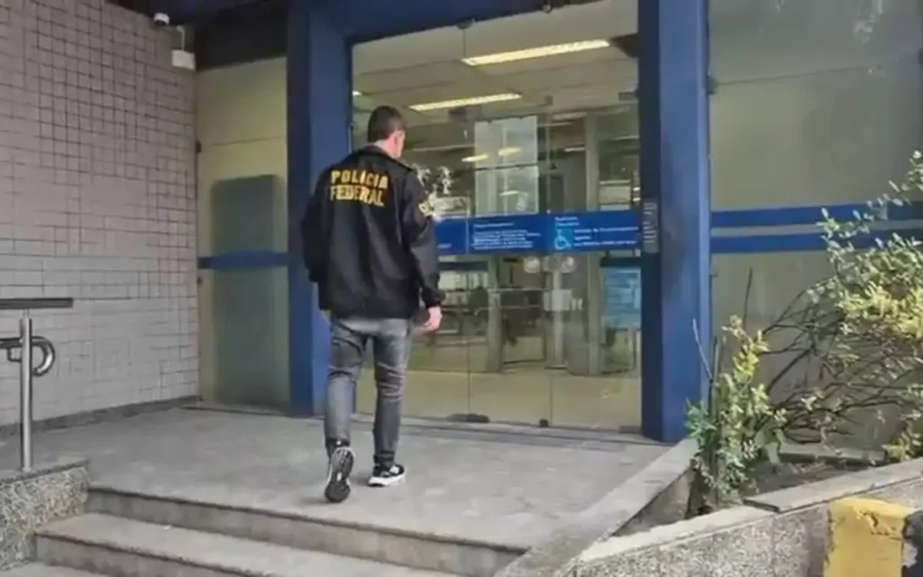 Operação da PF combate fraude em contas da Caixa