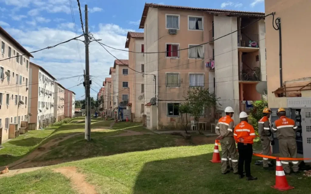 Técnicos da Light fizeram ação contra 'gatos' de luz