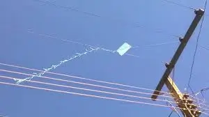Pipa na Fiação Elétrica