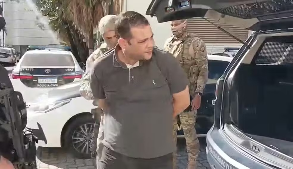 PM é preso com carro de milícia no Catiri