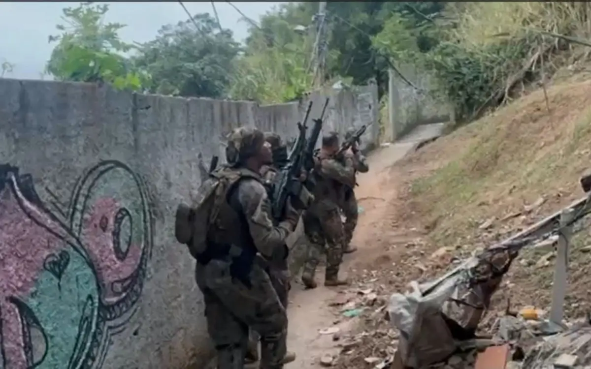 Polícia faz operação na Serrinha e Primavera