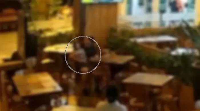 Turista argentino agride filho de 2 anos