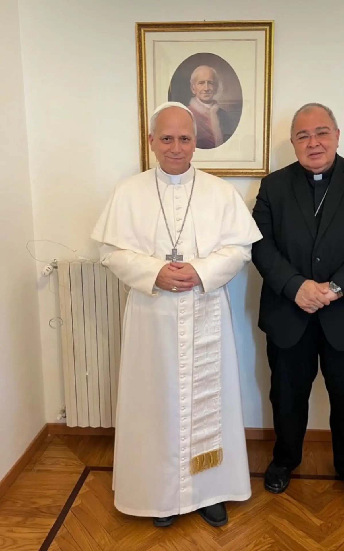 Dom Orani Tempesta ao lado do Papa Leão XIV