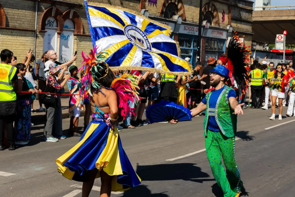 Império da Rainha é campeã do Carnaval de Londres sob liderança de Liani Devito