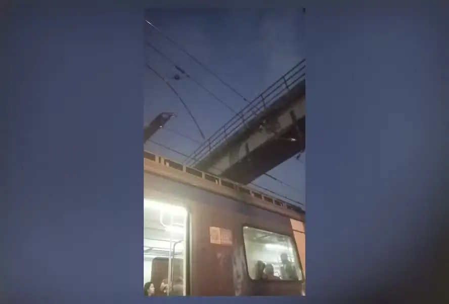 Cabo rompido por um disparo
