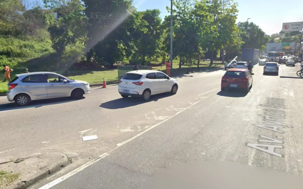 Corpo é encontrado na Avenida Ayrton Senna