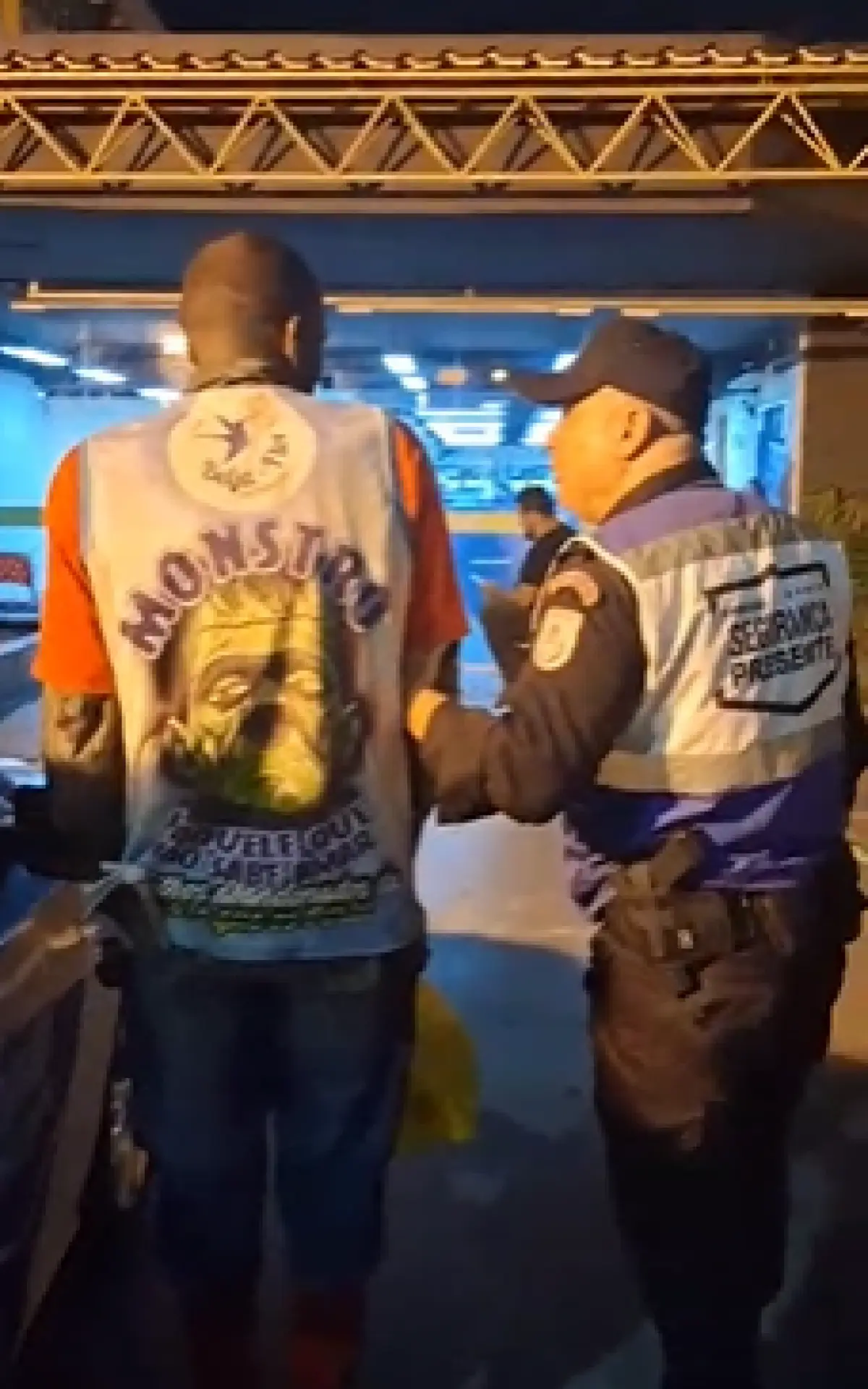 Homen detido pela Polícia
