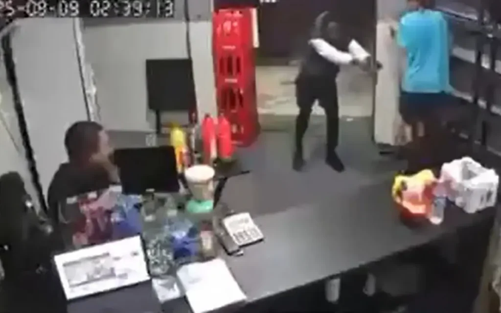 Homem é morto a tiros em depósito de bebidas em Bento Ribeiro