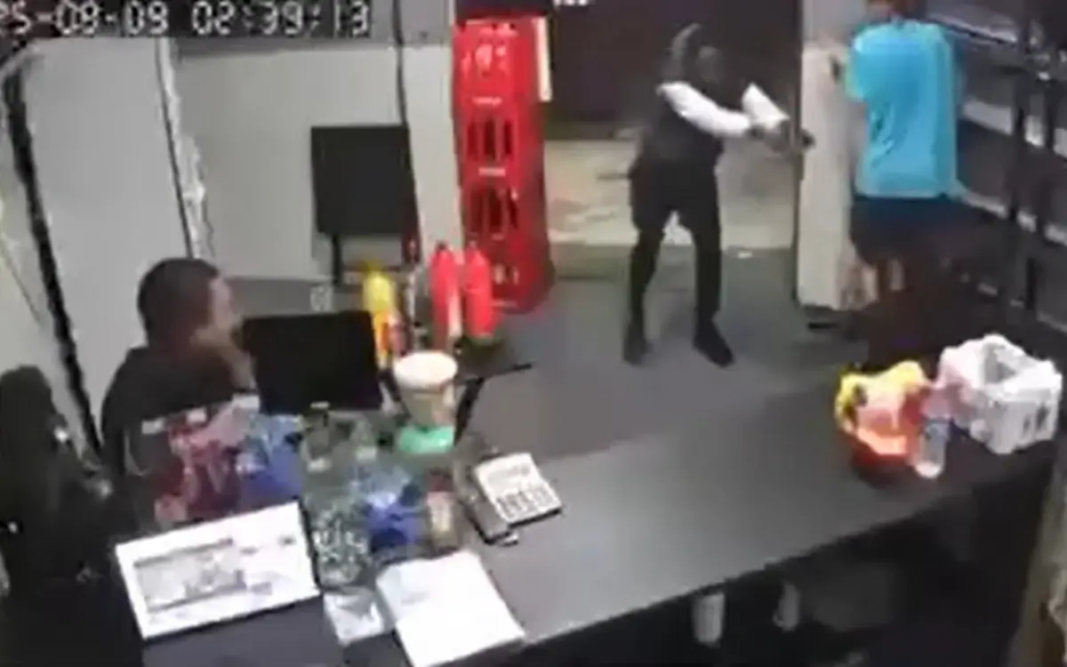 Homem é morto a tiros em depósito de bebidas em Bento Ribeiro
