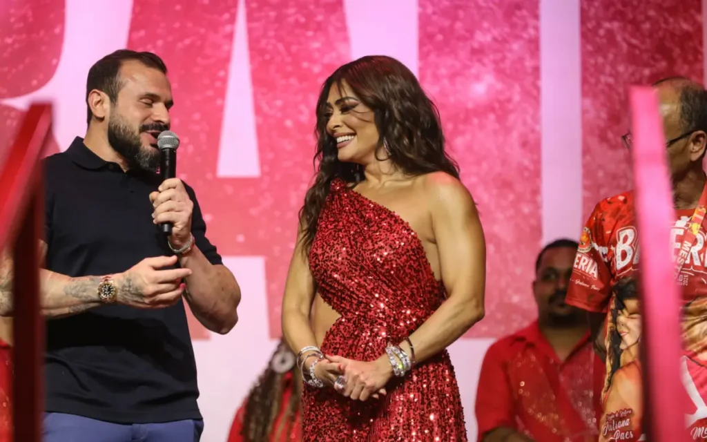 Juliana Paes rainha de bateria da Viradouro