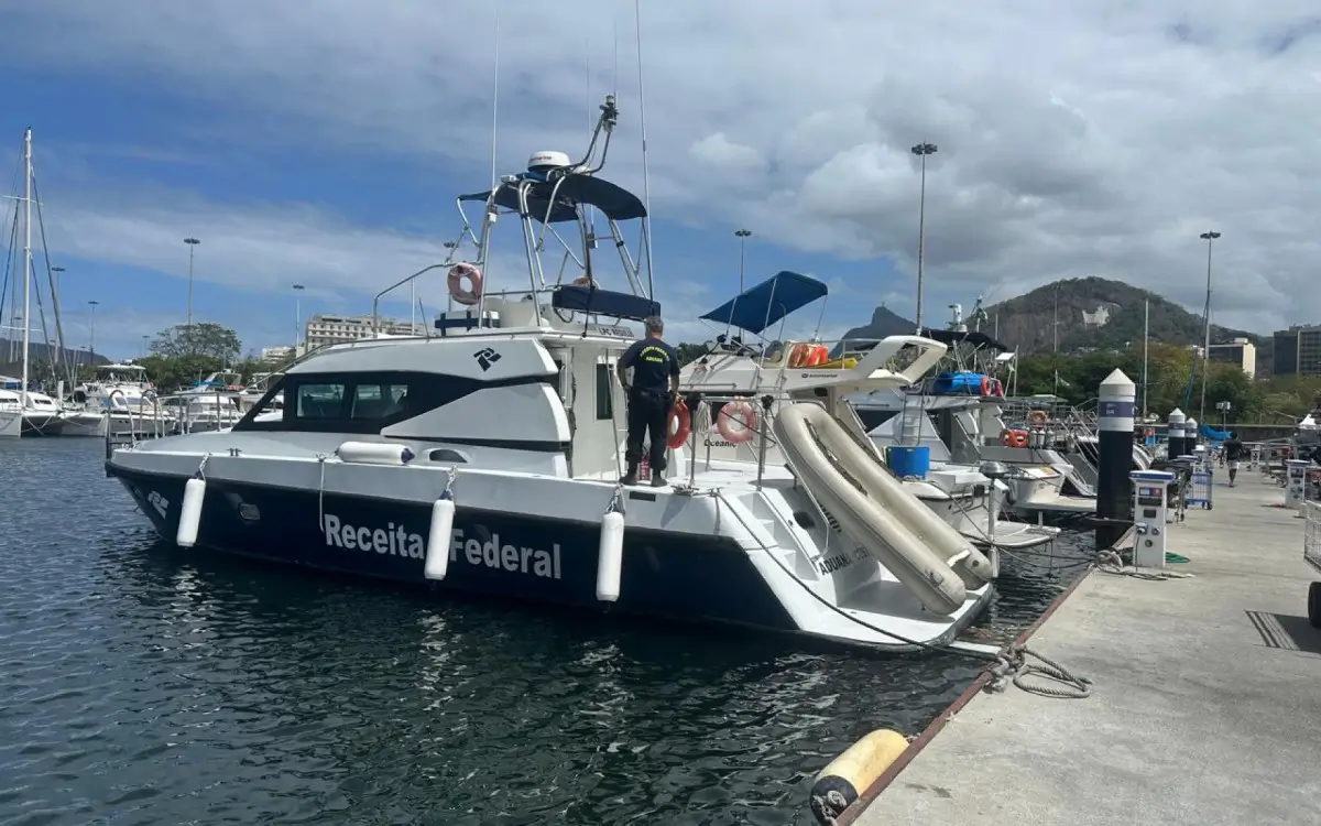 Barco da Receita Federal