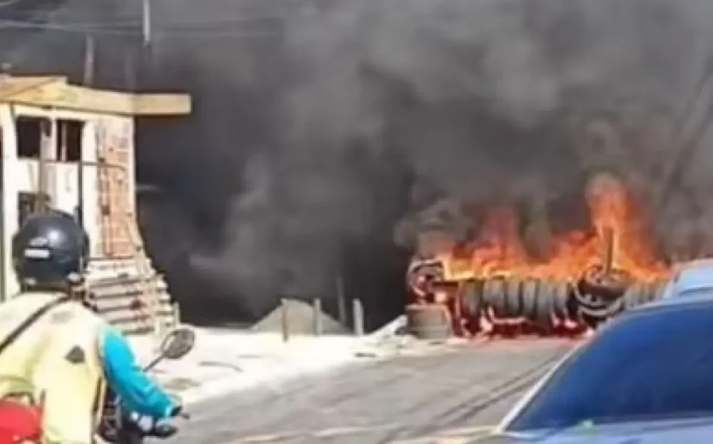 Barricadas em chamas
