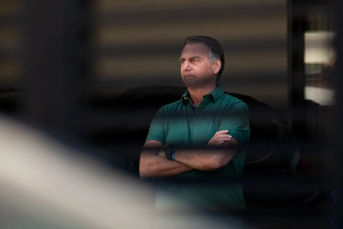 Bolsonaro em prisão domiciliar