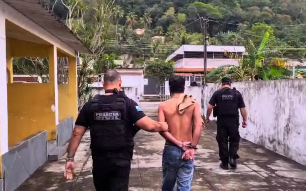 Policiais civis atuam na Vila Kennedy e no Catiri