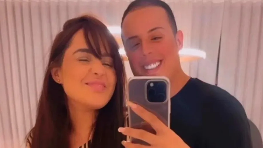 Perlla retoma relação com Patrick Abrahão