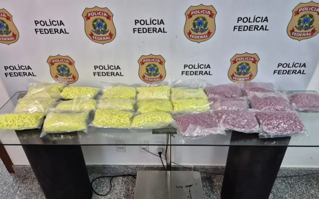 homem preso pela PF no Galeão