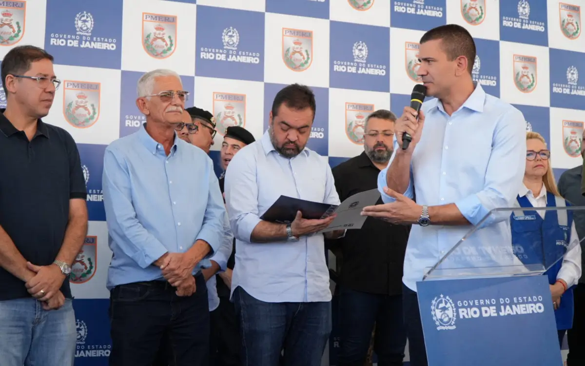 cerimônia de entrega da Fazenda restaurada contou com a presença do prefeito Capitão Nelson; do vice-prefeito João Ventura; do secretário de Estado das Cidades, Douglas Ruas; e do deputado federal, Altineu Côrtes Renan Otto