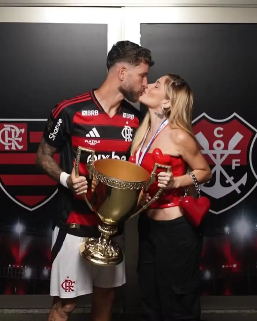 Karoline Lima e Léo Pereira