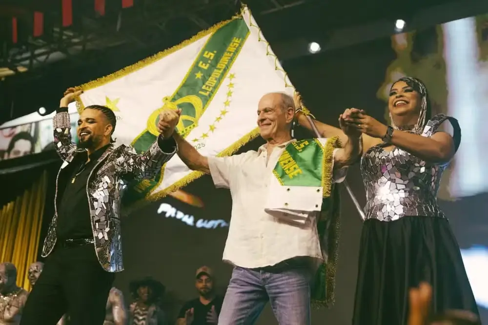 Imperatriz escolhe samba-enredo em homenagem a Ney Matogrosso