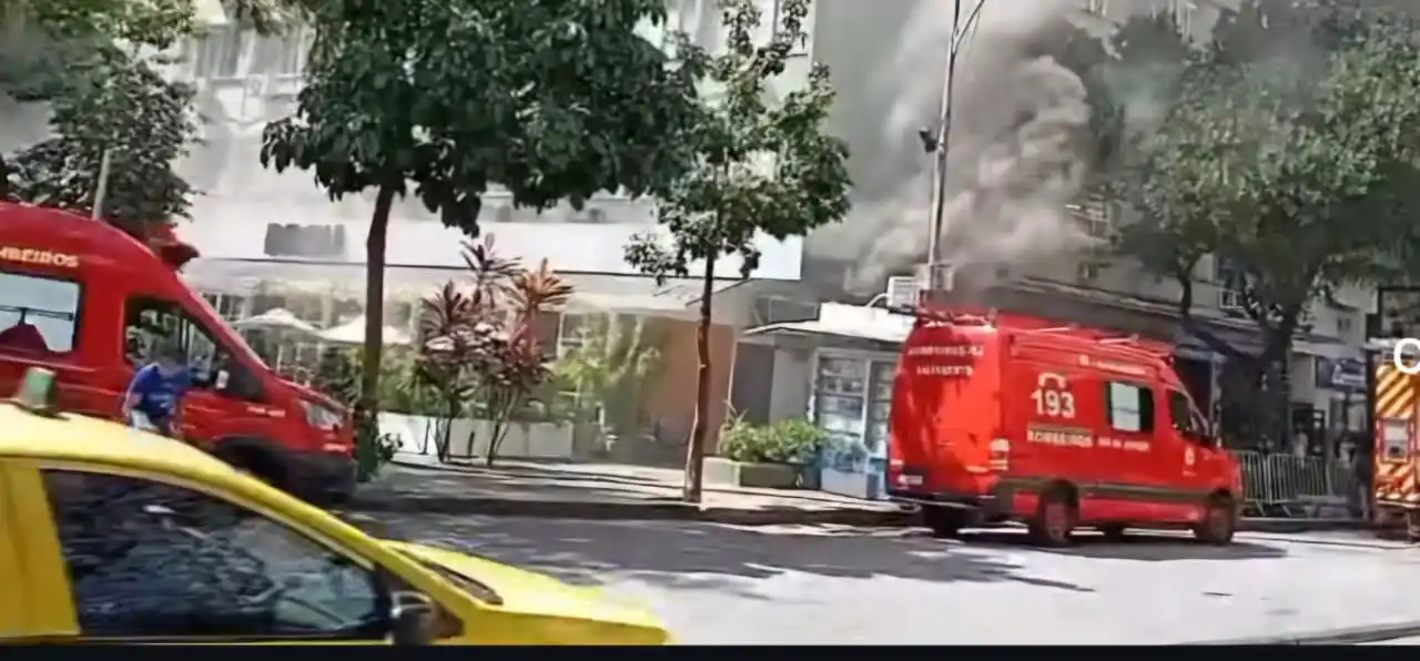 Incêndio atinge restaurante Casa Brou no Flamengo
