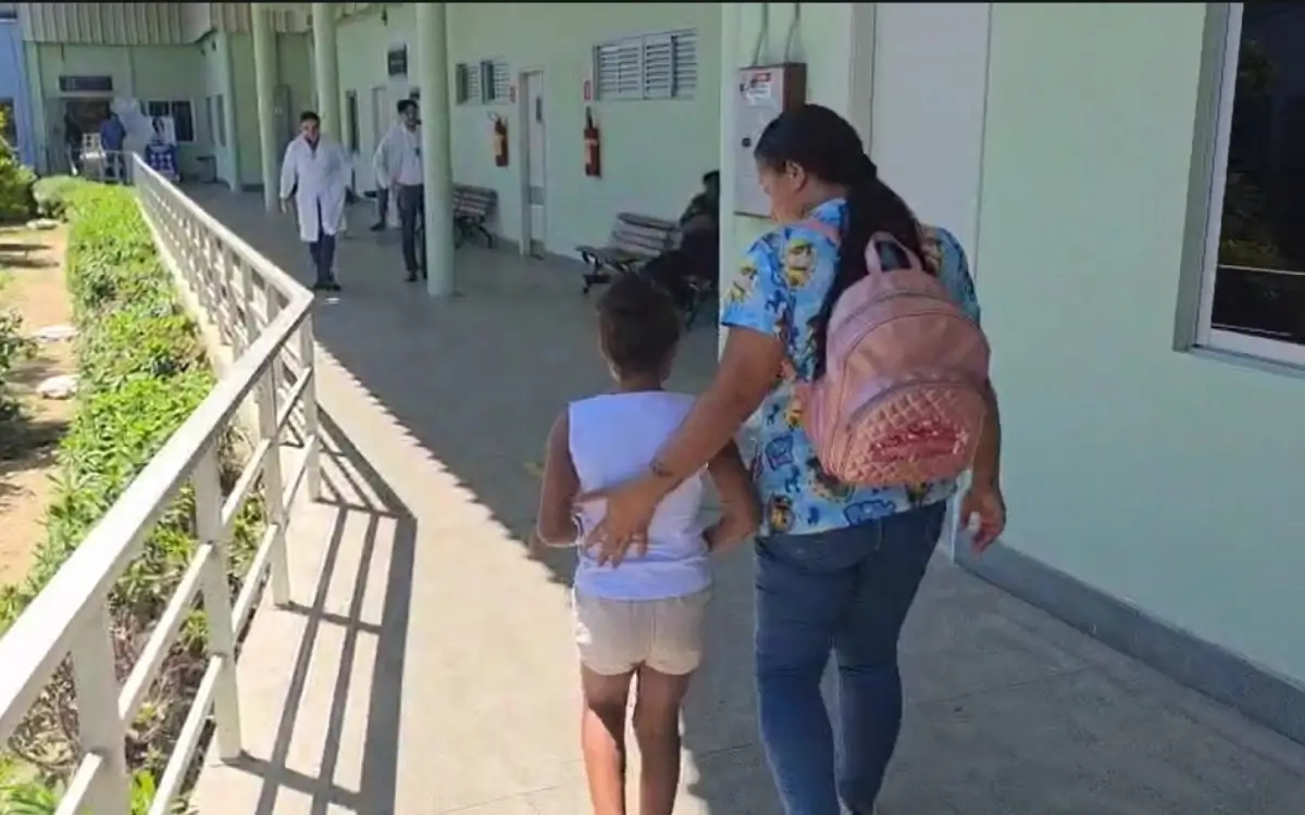 Menina estava internada no Hospital Estadual Alberto Torres (HEAT)