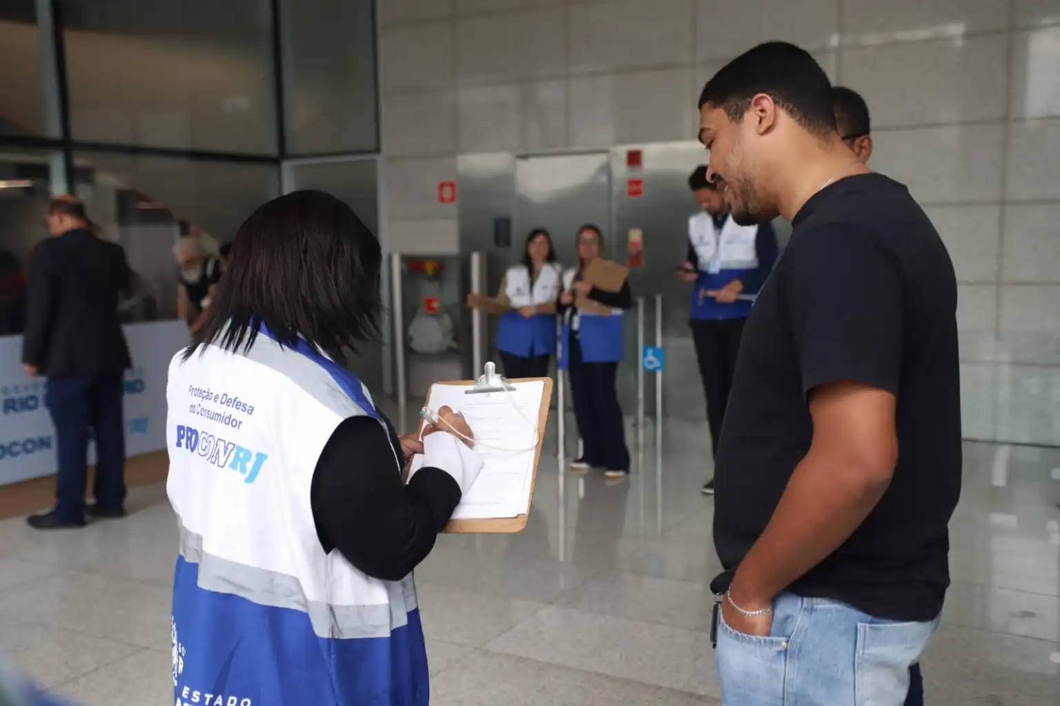 Mutirão no Rio renegocia dívidas