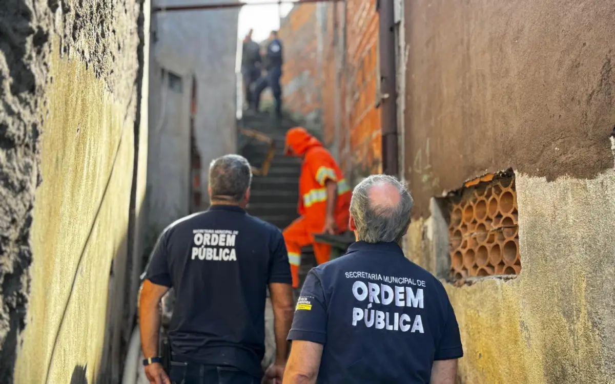 Ordem Pública remove barreira do tráfico em Volta Redonda