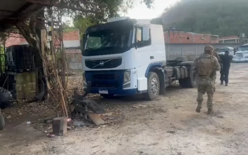 Polícia desarticula quadrilha de furto de petróleo em dutos da Transpetro