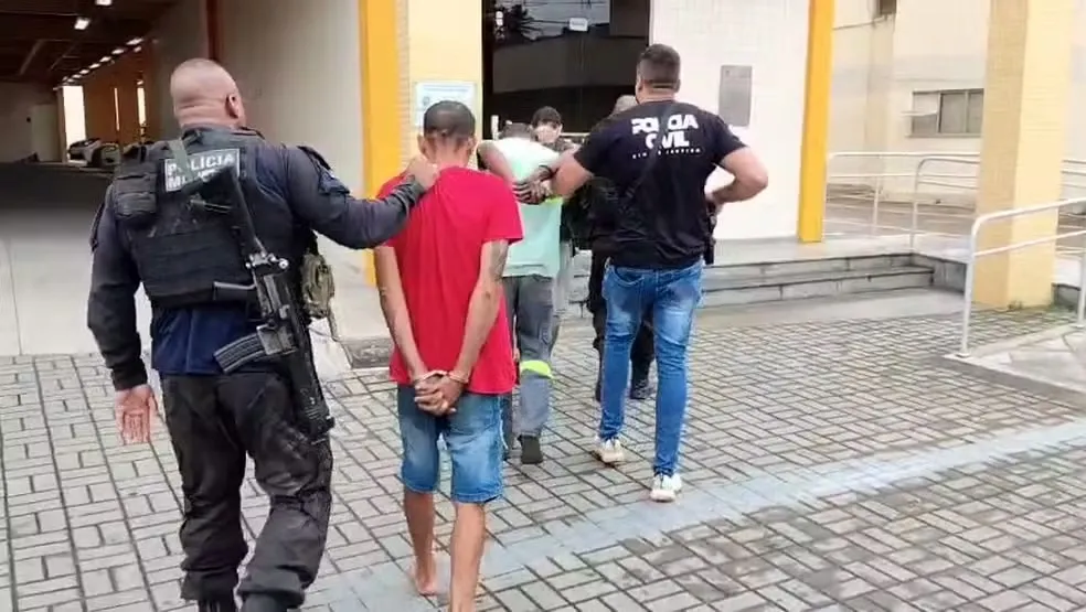 Polícia prende trio acusado de decapitar rival