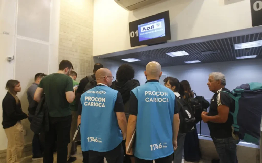 Procon Carioca notifica Gol, Latam, Azul e Infraero