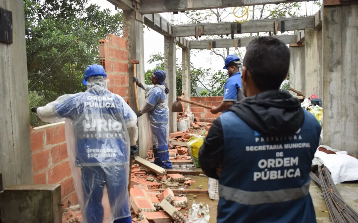 construções irregulares na Rocinha