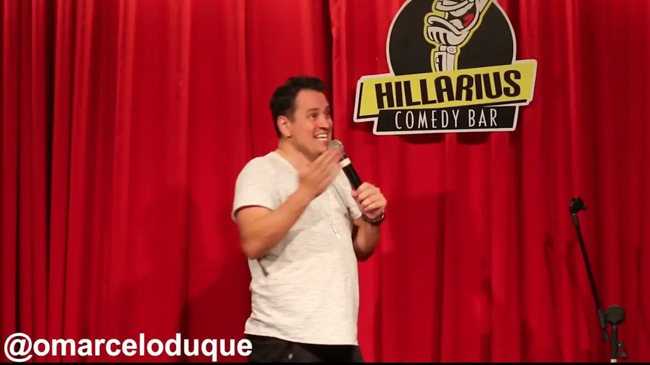 Humorista Marcelo Duque