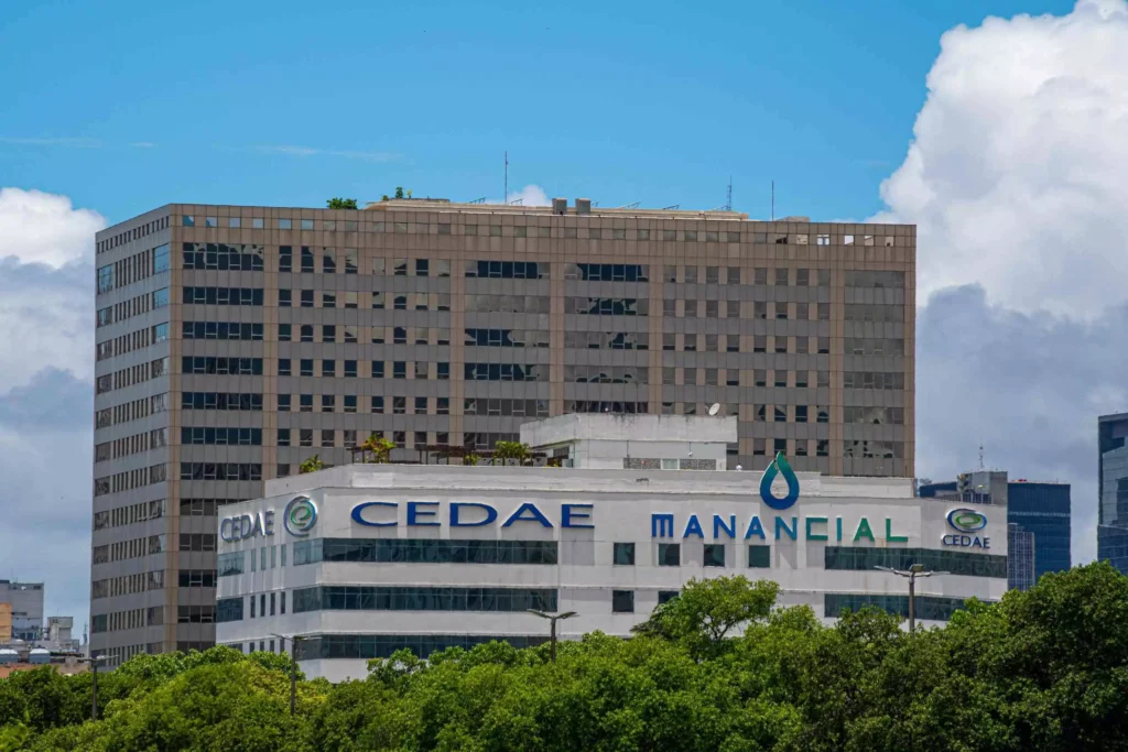 Prédio da Cedae
