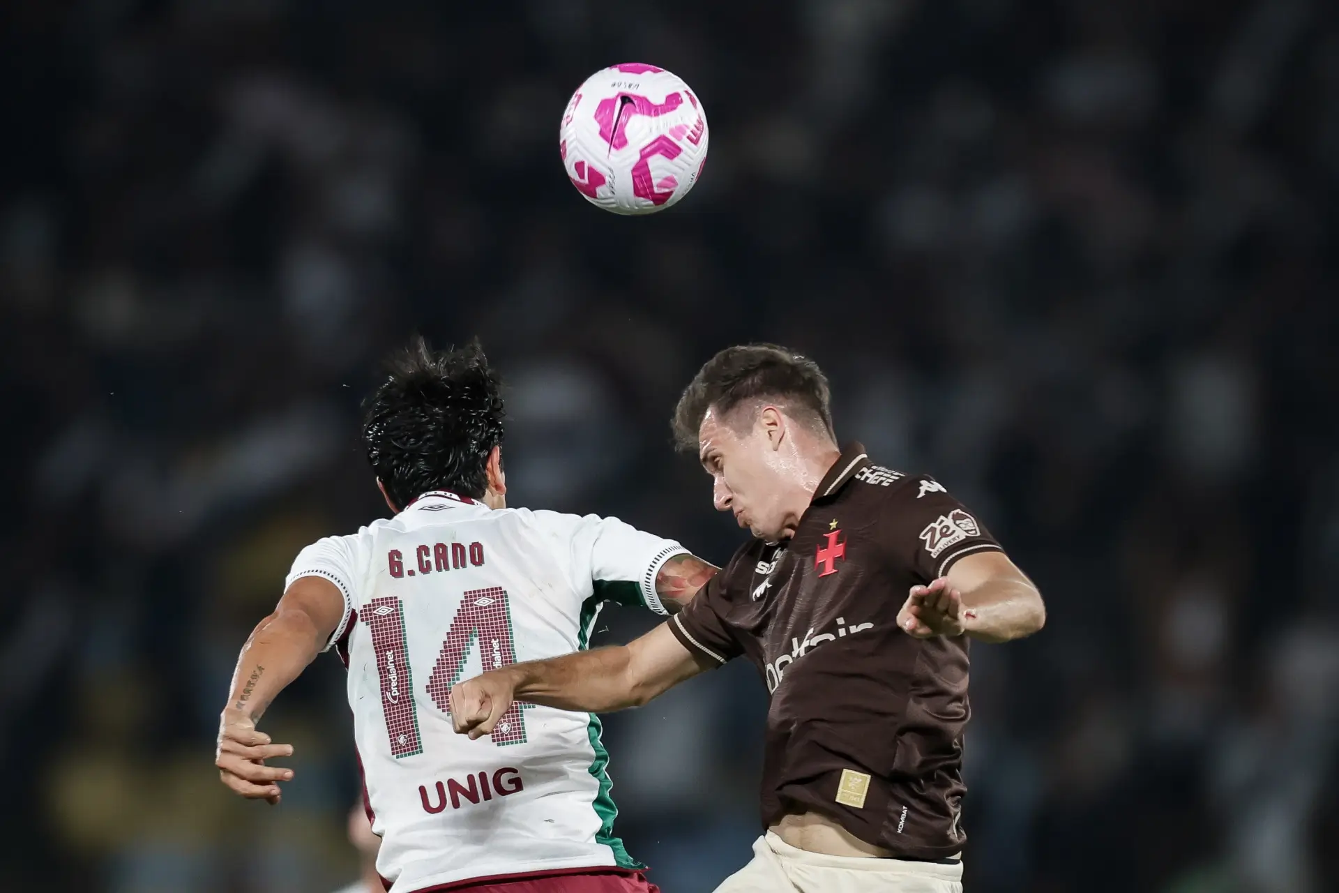 Vasco vence o Fluminense