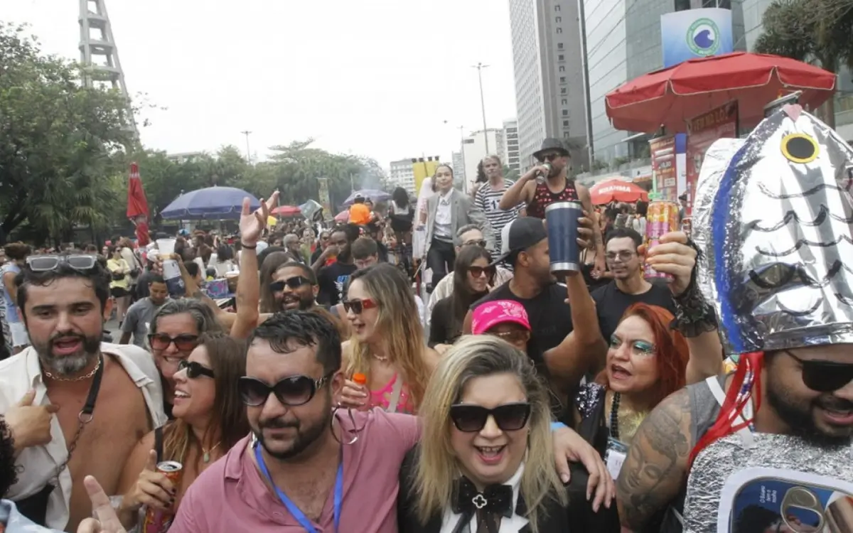bloco em homenagem a Odete Roitman