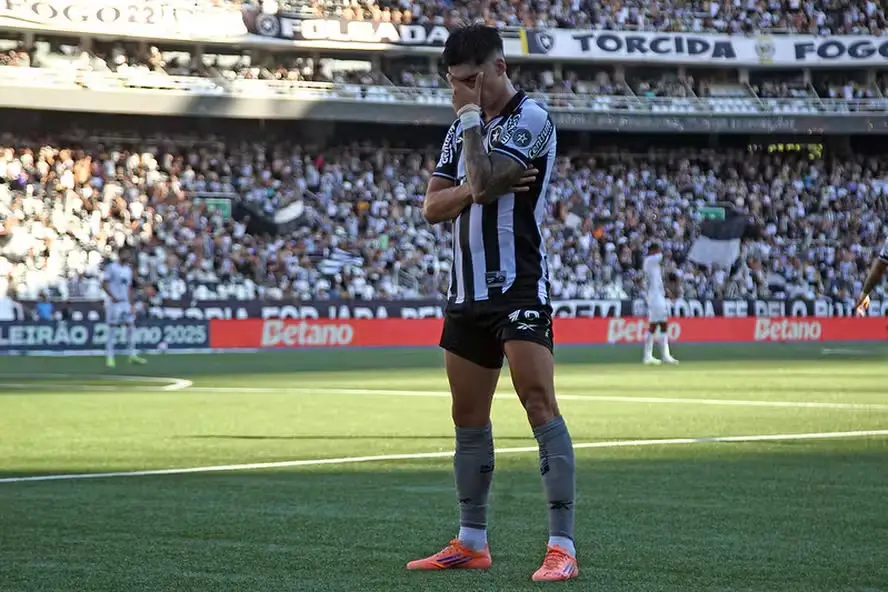 Joaquim Correa marcou os gols do Botafogo sobre o Santos