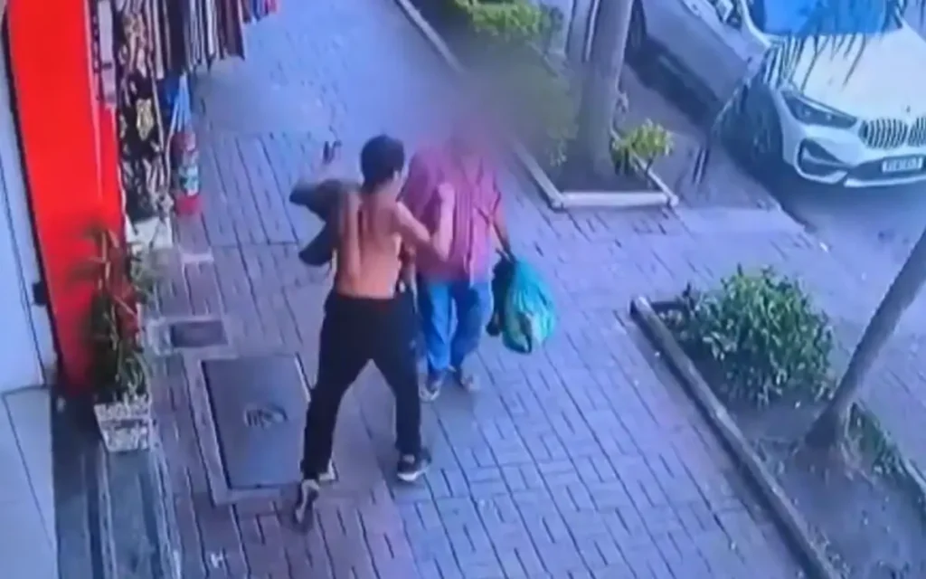 idoso é agredido com soco no rosto