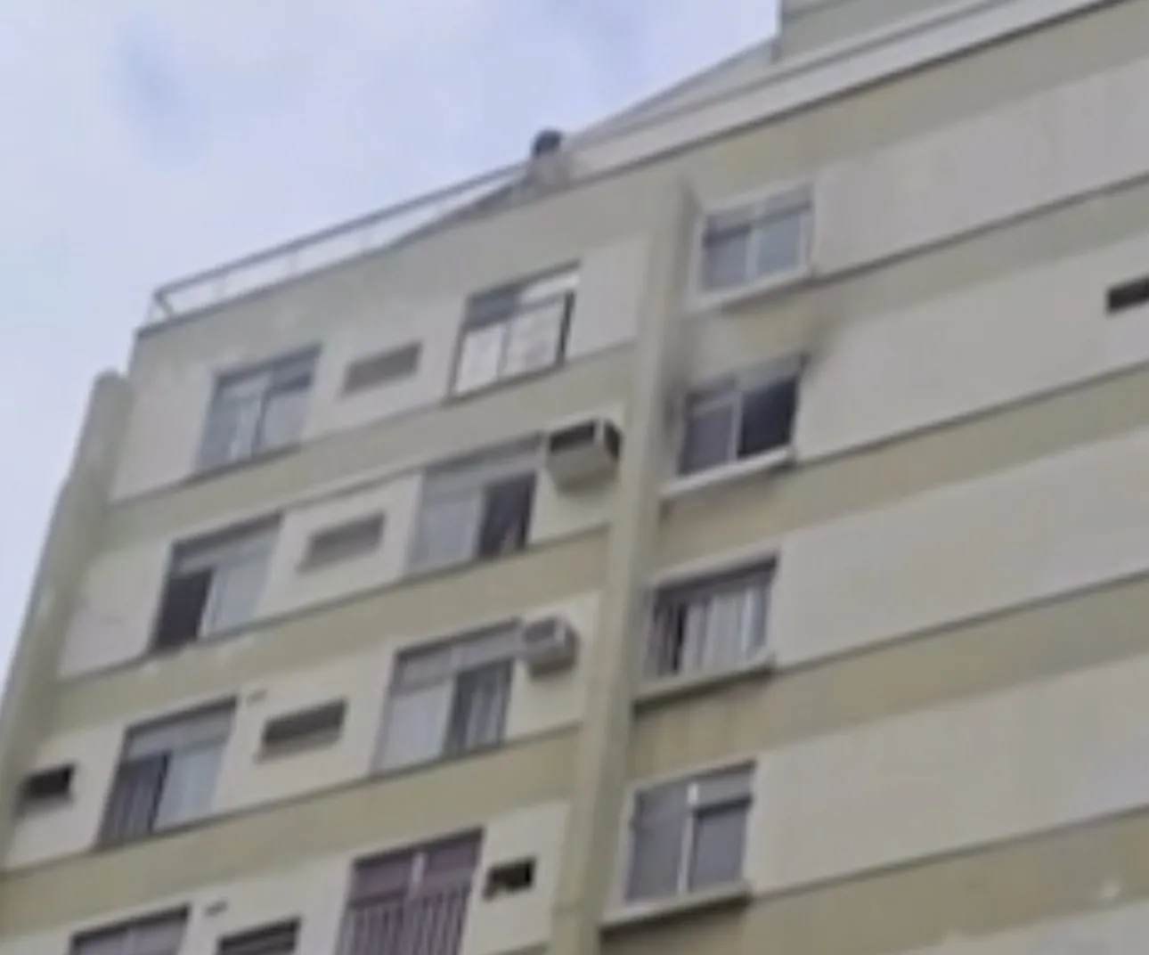incêndio em apartamento na Praça Seca