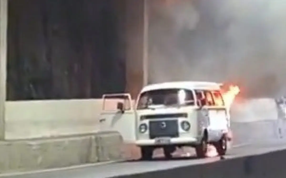 Incêndio provoca interdição no Túnel Acústico Rafael Mascarenhas