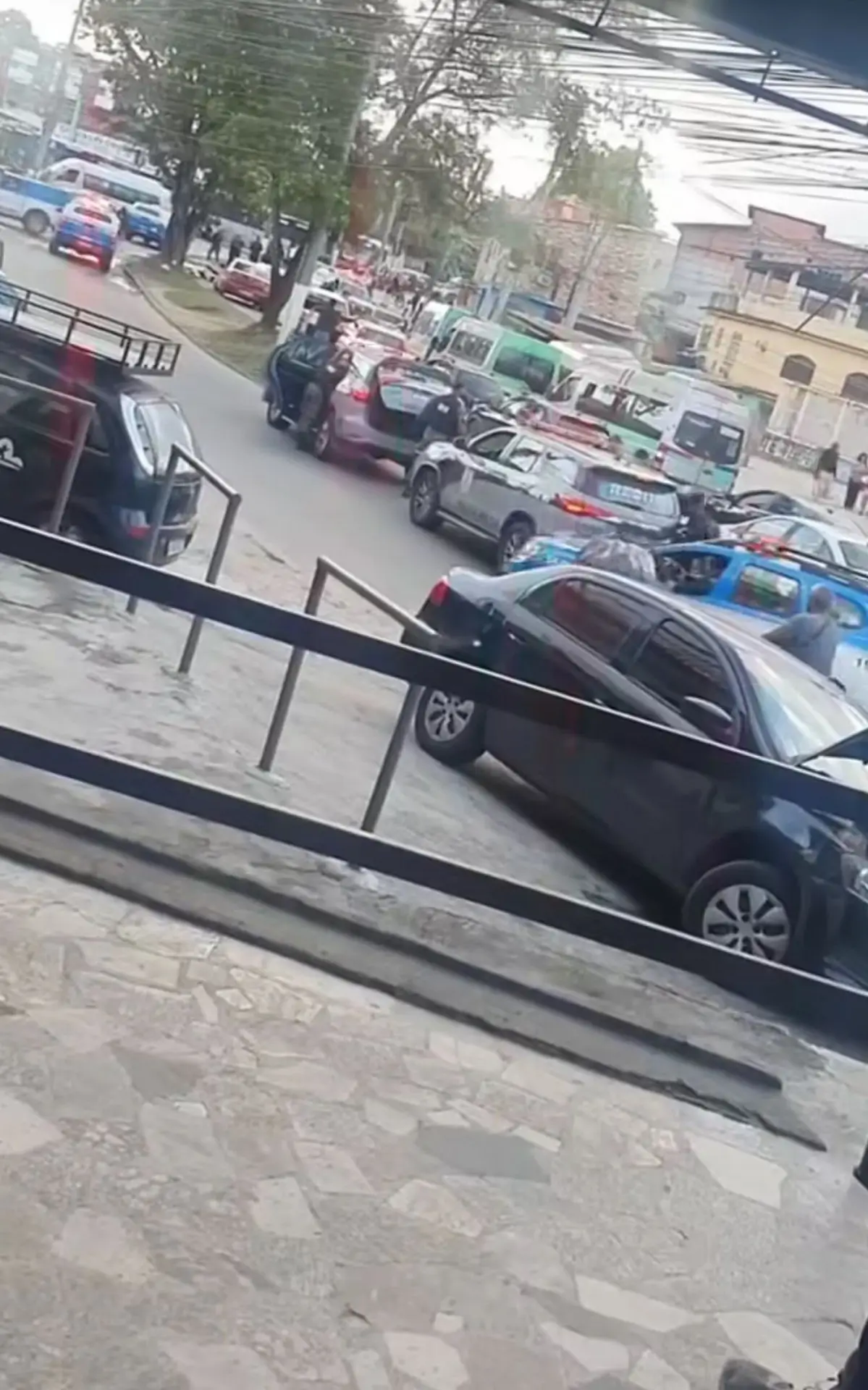 Moradores fazem protesto na Zona Norte