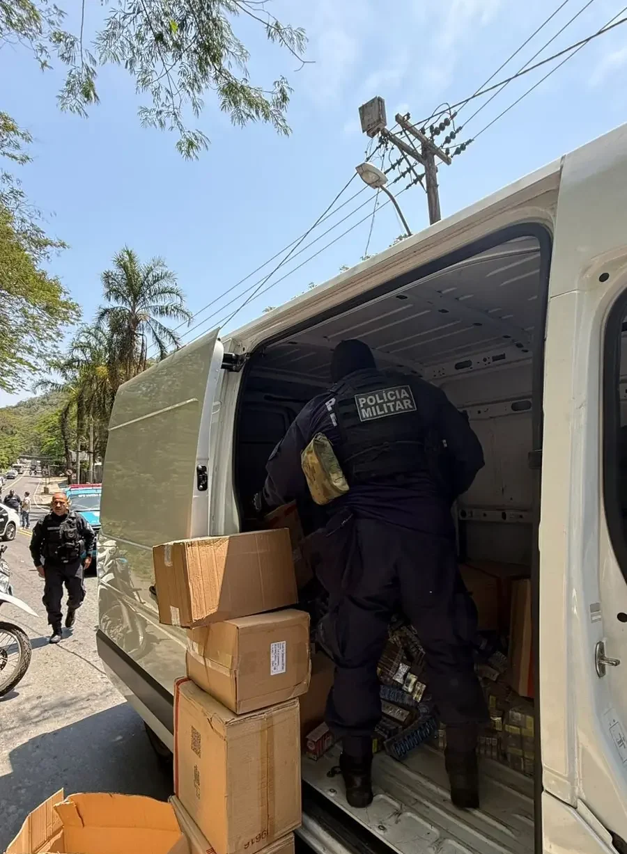 Operação contra roubo de carga em Niterói