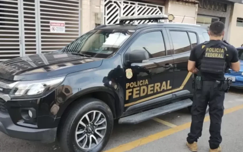 Polícia Federal faz operação em Cabo Frio
