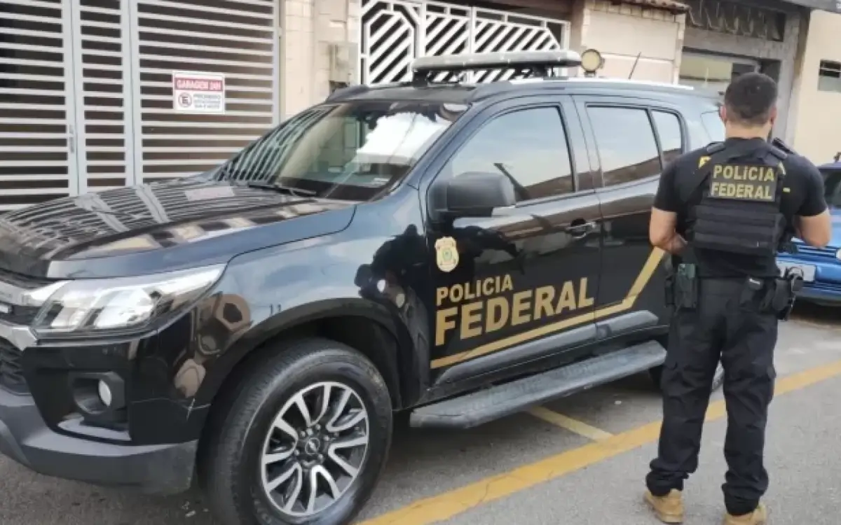 Polícia Federal faz operação em Cabo Frio