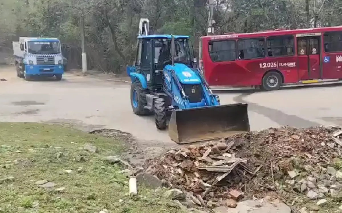 barricadas em comunidades de Niterói