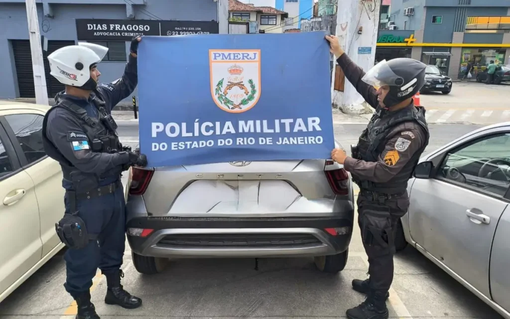 Polícia recupera carro clonado