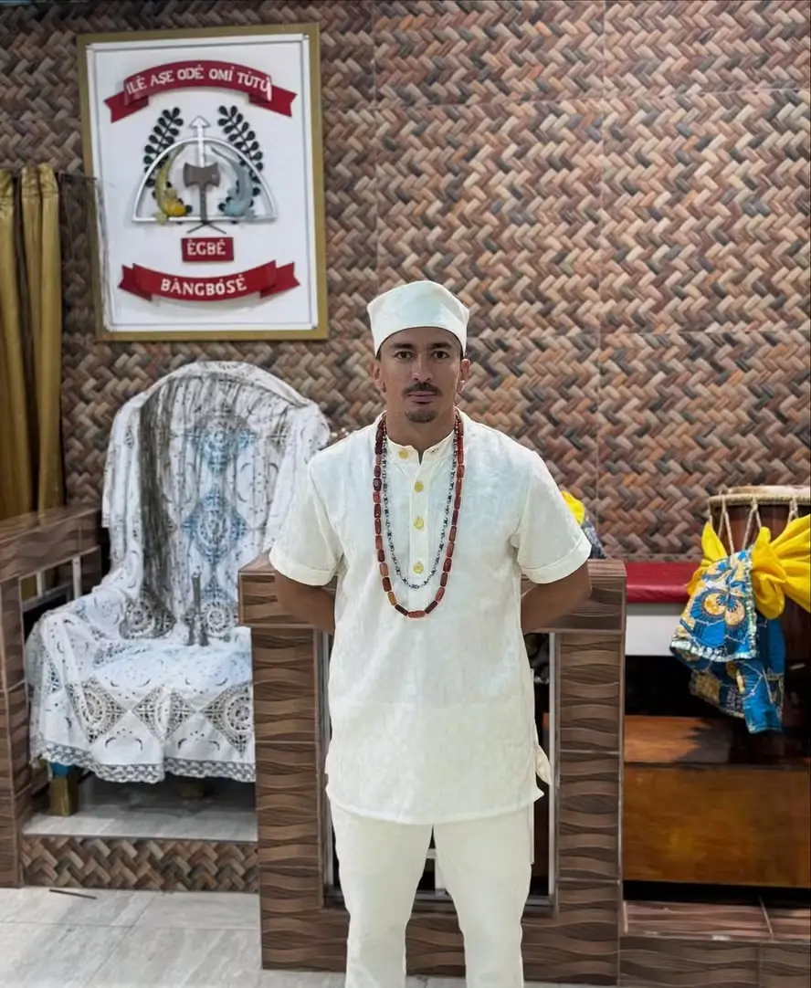 Renan Machado, irmão de Anitta, foi consagrado Pai de Santo