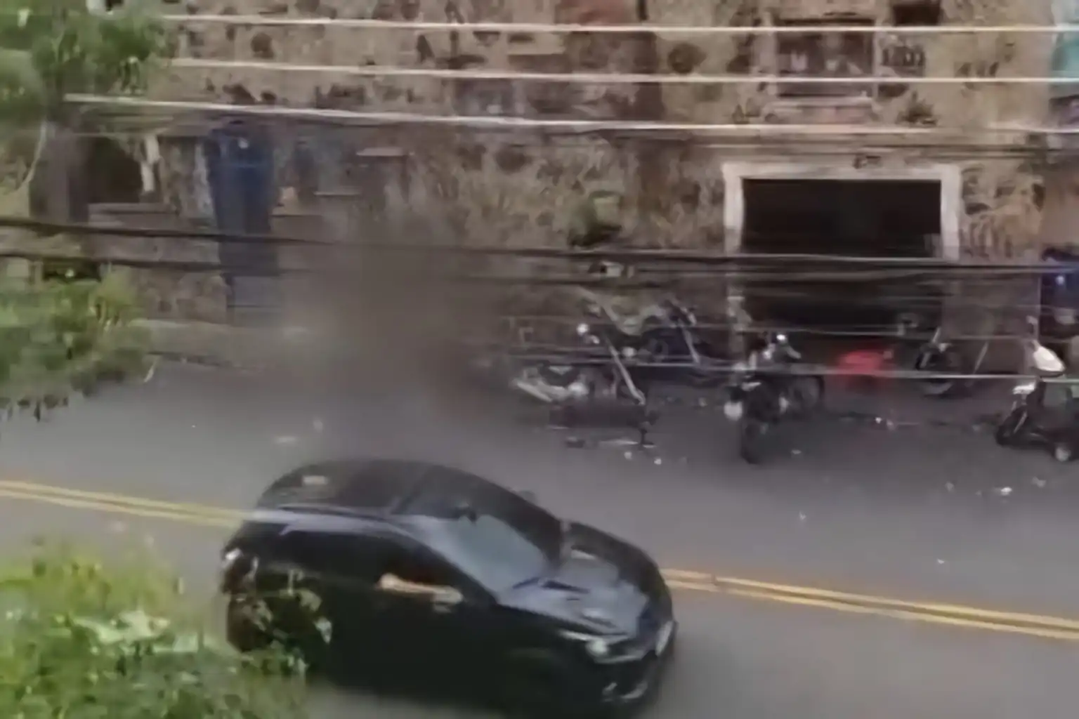 ataque a tiros em borracharia na Tijuca