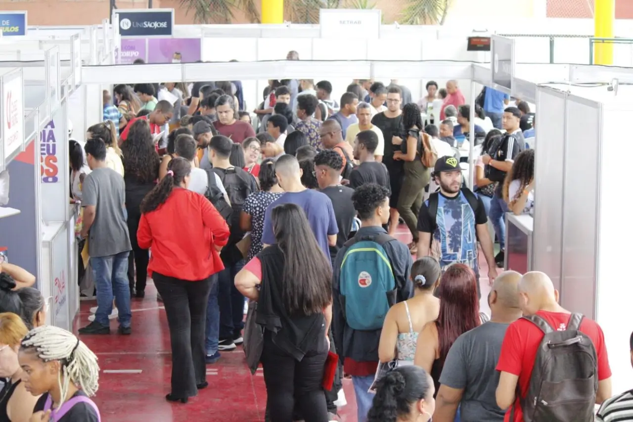 Feira de Estágios e Empregabilidade da Zona Oeste