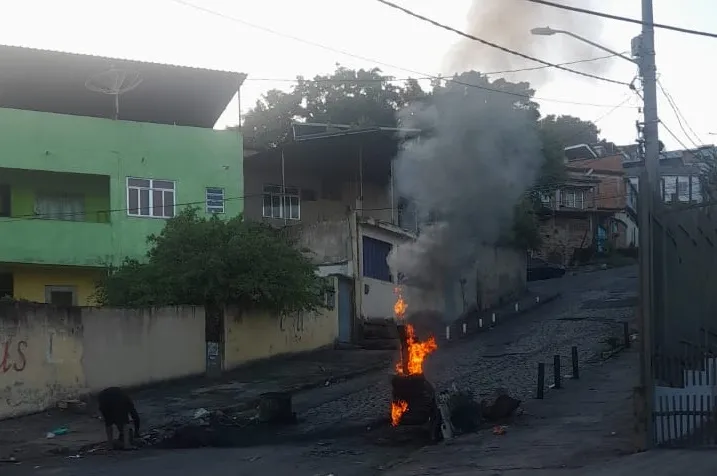 tiroteio no Morro do Chapadão
