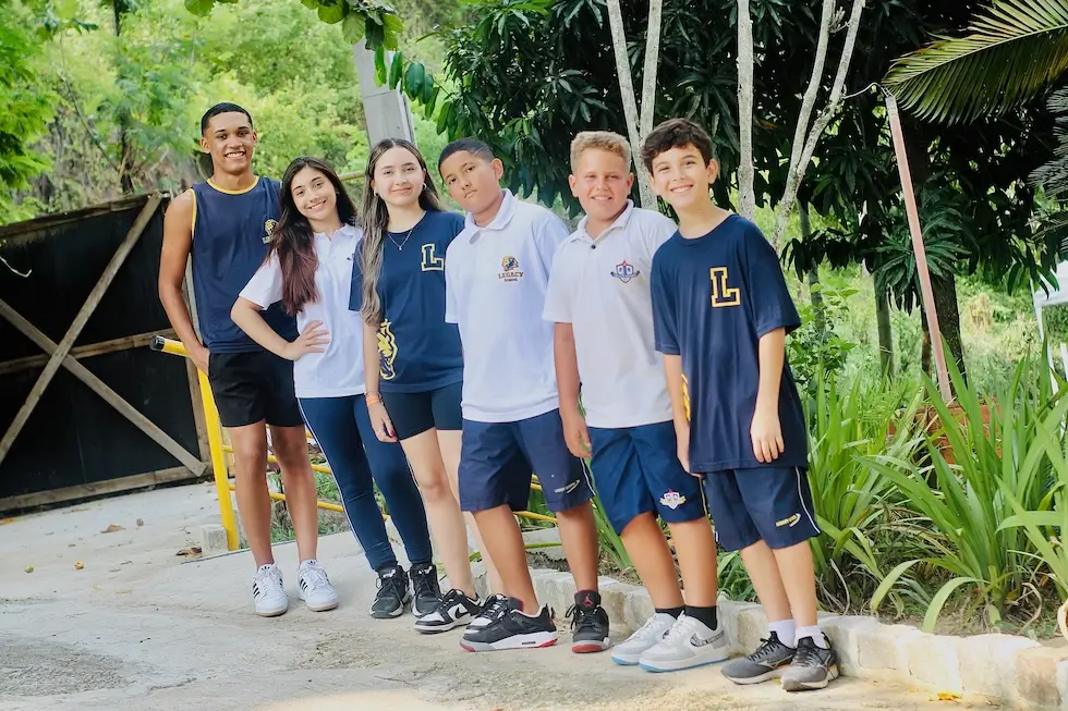 Alunos da Legacy School
